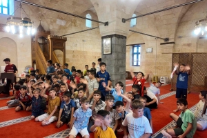 KUR'AN KURSU ÖGRENCİLERİ ZİYARET